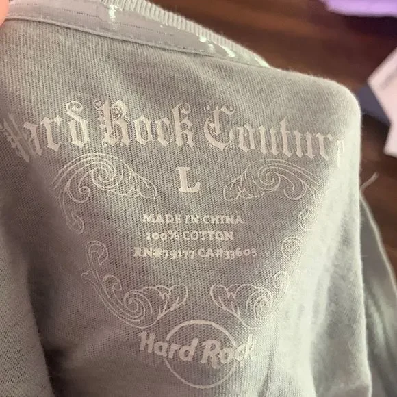 Sold !! Hard rock couture graphic tee size L preloved❤️EUC - Picture 10 of 14